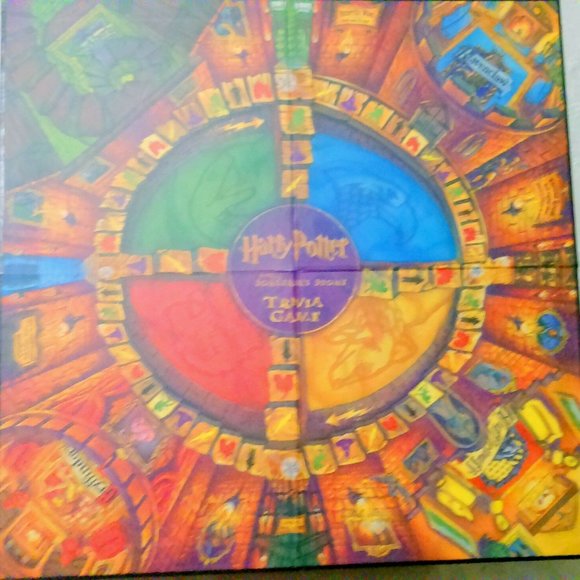 Harry Potter and the Sorcerer's Stone Trivia Game - Picture 4 of 4